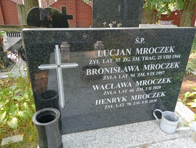 Lucjan Mroczek Piaseczno - Grobonet - Wyszukiwarka osób pochowanych